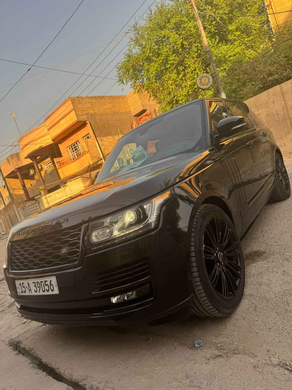 🚘🔥 للبيع رنج روفر أوتوبيوغرافي
موديل 2016
ممشى 150كم
فول مواصفات ✨
بانوراما 
شاشه 
كامرات 360
كشنات تبريد وتدفئه 
مواصفات الاوتو بايكرفي معروفه 

💰 السعر: 210$

📞 للتواصل: *********** 
📍بغداد الاعلالم
