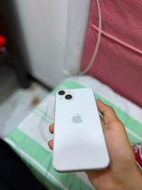 آيفون 13 • ١٢٨ جيجا • غير مفتوح