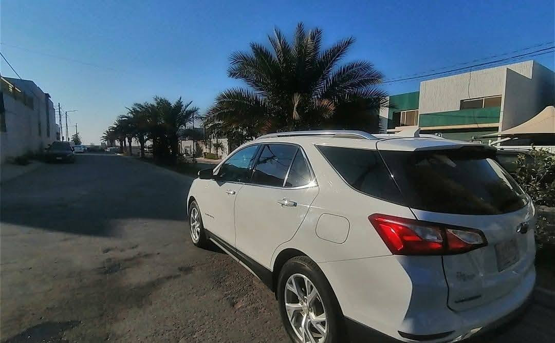 .للببع او مراوس
✅شوفرليت ايكونكس. ابيض ثلجي 
✅الموديل :  2018. برميره فور ويل 
✅الفئة :  1500 تربو Premier AWD
✅رقم السيارة: نجف 
✅الضرر. جانبي الجاملغ الامامي الايمن + البنيد/راديترات مراوح تبريد بلادي ماواصل ضرر شرط تبريد بلادي 
✅الايرباكات :ضرر ايرباك  الدركة والبردة فقط
 1.اربع كامرات محطية 360,درجة 
🔻2-ويل كب حجم 19 مع طقم تايرة بحالة جيدة جدا 
🔻3-بصمة ابواب و بصمة تشغيل و    تشغيل عن بعد. بصمة جنطة كهرباء تفتح بالقدم استشعار 
🔻4-غرفة السيارة : جلد اسود اصل فول كهرباء كشنات  تتفئه تبريد أمامي خلفي. خزن مموري 
🔻5-رادار أمامي خلفي. مانع تصادم. نقطة عمياء تحديد مسار قياده ذاتية حساسات أمامية خلفية. إشارة مري عاكس للضوء 
🔻6-تحكم ستيرن جهتين متكامل سترين تتفئه 
🔻7-شاشة كبيرة الحجم للتحكم بكافة الايعازات
🔻8-شاحن. موبايل لاسلكي 
🔻9_لايت زنون+ بلاجكتور أسفل  بك لايت لد
 عنوان نجف /***********
