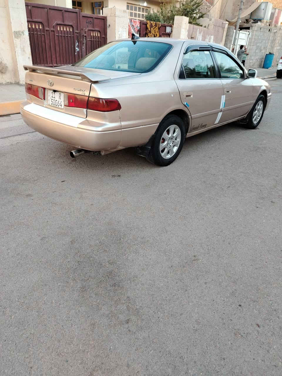 السلام عليكم  /للبيع كامري وارد امريكي موديل 2000 رقم بغداد الجديد وهزه جديده سنويه لغاية ال 31 محرك حجم 2000 نظيف وگير نظيف صدر امامي خلفي نظيف تبريد شغال ثلج شواصي ولغود كفاله قماره كفاله وتكم كفاله السياره مصبوغه احزام جماليه بدون دواخل تحويل مباشر تشتري اكاتبك عقد مروري مكان السياره الانبار فلوجه الاتصال ع الارقام    *********** *********** السعر 65 وبيها مجال للشراي تجي تشوف وتدلل للبيع فقط يعني مااراوس
