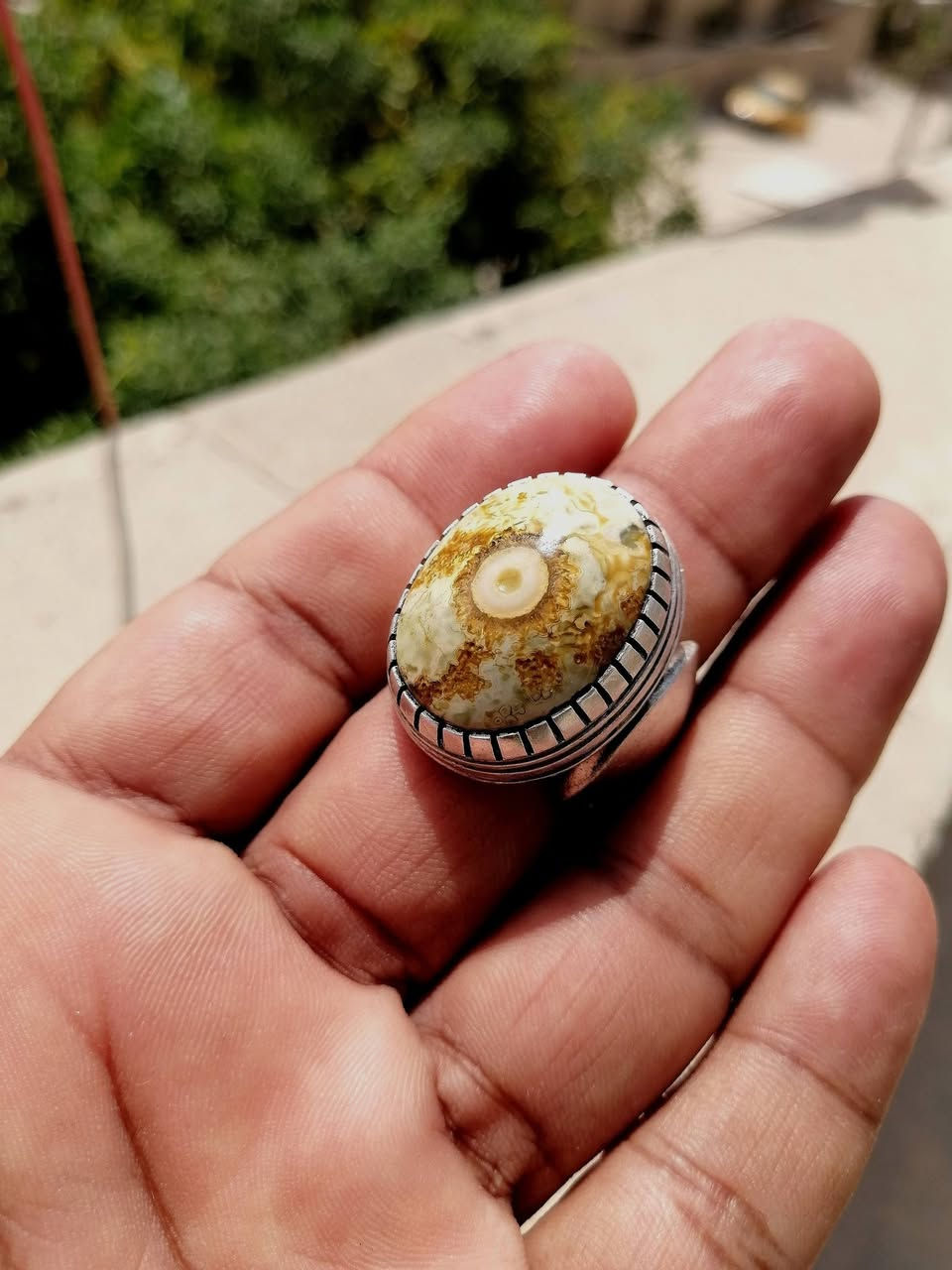 المميزون في نشرنا الباقون على عهدنا بأن ننشر لكم النوادر من الأحجار النفيسه التي يبحث الهوات عنها نقدم لكم جوهره من الداودي المختلف يمتاز بلونه الصحراوي الجميل ذات صياغه في غايه الروعه للبيع على الخاص اوالاتصال على الرقم التالي ***********
