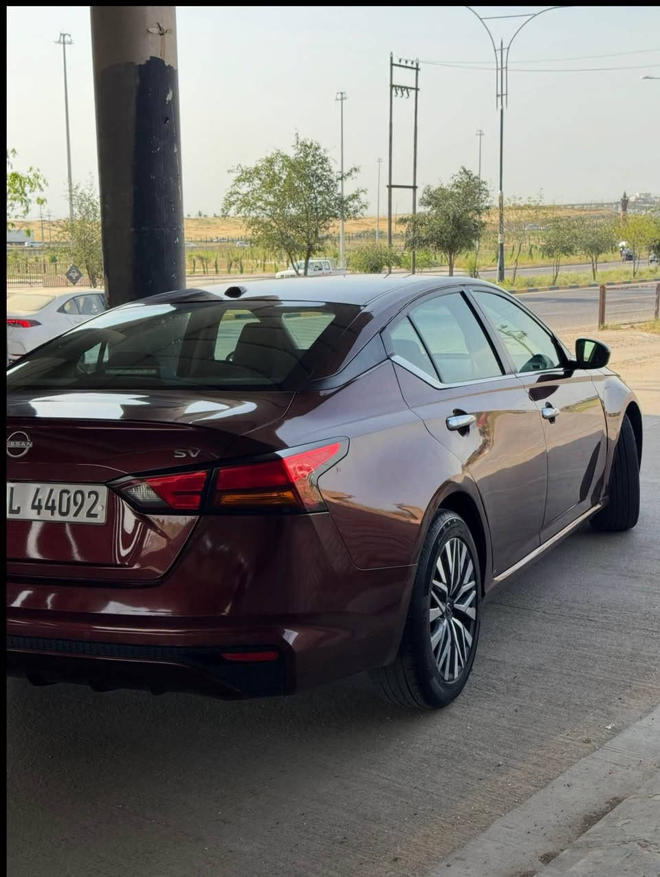 نيسان التيماSv2023 (الشكل الجديد)
موديل : 2023
الصنف :SV
سعه المحرك : 2500 cc

الوارد امريكي 
 * سونار ورقم شاصي موجود
حادث سياره بابین  بدون دواخل 
رقم السياره سليمانيه جديد لحد ٢٠٣٠

اللون الخارجي : كرزي
اللون الداخلي : اسود مخمل

قراءة العداد :60 الف ميل
السعر:160$بيه مجال 

المواصفات:
• بصمه تشغيل
,بصمة أبواب 
، تشغيل عن بعد 
•شاشه 
•كامره  خلفية 
•تحديد مسار 
•رادار امامي
•رادار خلفي للوقوف المفاجئ 
، رادار جانبي 
• تحكم ستيرن
•مثبت سرعه
• بلوتوث  
•حجر بيئه بلادي
جميع المواصفات موضحه بالصور
 رقم شاصي 1N4BL4DV7PN325339
للاستفسار (***********
 موقع السياره : كركوك كركوك, العراق
