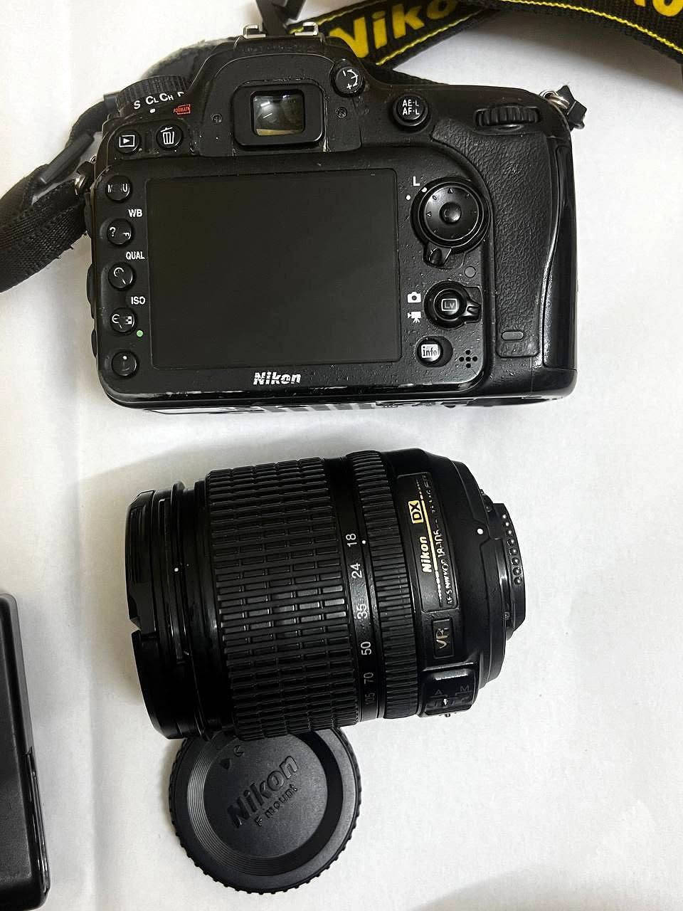 السلام عليكم
كامره Nikon 7200 🧿🪬 محبوبة الجماهير
مواصفاتها معروفة 🔵✅
عدستها الأصلية 18- 105🔵✅
صوره بدقه24.2 ميجابكسل🔵✅
فيديو بدقه Full HD 1080p بمعدل فريمات يصل إلى 60 فريم بالثانية🔵✅
الكاميرا تدعم Wi-Fi🛜 وتدعم GPS🔵✅
شاحنة + كرب حامل بطاريتين + بطاريتين + جلاتين اصفر🔵✅
سعر الكامرة 600 الف وبيها مجال 🔵✅
العنوان الناصرية سوق الشيوخ 📍📍
وتكدرون تتواصلون على هذا الرقم🔵✅
          ✅***********✅
