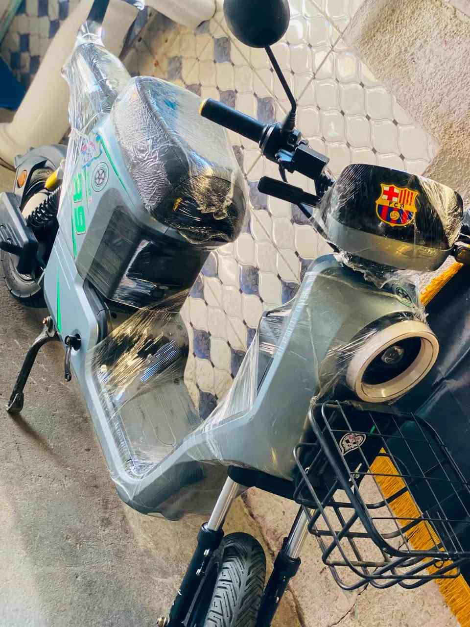 سلام عليكم عدي دراجه شحن نوع آر تسعه جديده بطرياته جدد دراجه جديده ما عوزه هي نقص سرعته 109 سريعه كلش بطريات عل فحص دراجه جديده ما عوزه هي شي تاخذه كبل لشارع دراجه عل فحص مديل 2026 لسعر 375 وبيه مجال لطيبين 🤑والله دخذه ترحملي لمكان بغداد بل حبيبيه بيه نضام بك أربع سرع رقم لهاتف *********** بي واستاب ورصيد لمو شراي لا يطب
