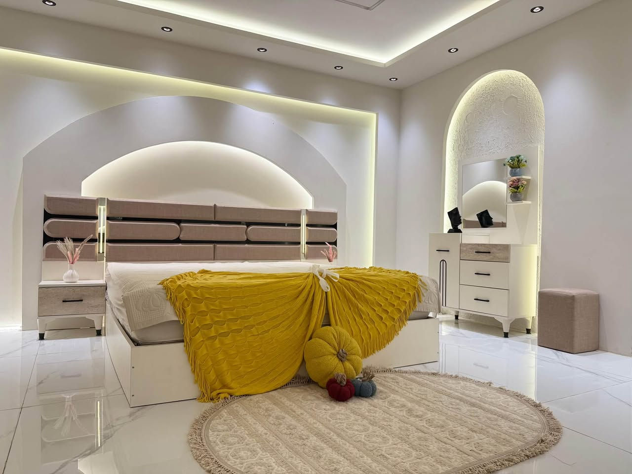 *على بركة الله تم وصول غرف النوم 🚚🛏️*
*موديل هونداي*
✅7قطعه
✅ سرير مخزن 
✅ كنتور وملحق 3متر 
✅ الميز تواليت ضخم 
❇️انارة بل كنتور
✅ شغل ممتاز 
✅ قياسات ضخمه 
❇️كنتور8ابواب ومجرات
❇️انارة بل سرير
❇️جام شفاف

💵💵السعر مليون و 90 الف دينار 💵💵

النقل والتنصيب مجاني🚛🛏️✨
ضمان 10 مرات فتح واعادة تنصيب 👌💫

✨✨يوجد لدينا نظام الاقساط على✨✨
كي كارد الرافدين💳
كي كارد الرشد💳
كي كارد المصرف الاهلي العراقي💳

✨✨يوجد لدينا خدمة توصيل لجميع محافظات العراق🚚📦✨✨

العنوان بابل الاسكندريه مجمع حطين شركه عرش اليقين🏢🚘
☎️*********** ،، ***********
