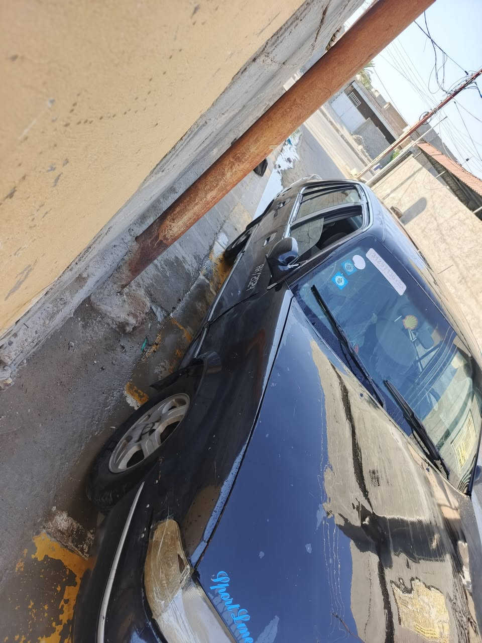فراشه 96 كير عادي محرك 2000 مفتوح بي خيط تبخير بدون تنقيص رقم انبار دولي سنويه وهزه جديده صار شهرين جددت السعر 28 وبيهه مجال قليل سياره نضيفه تجي وتشوف بعينك ترهم مراوس  
***********
***********
