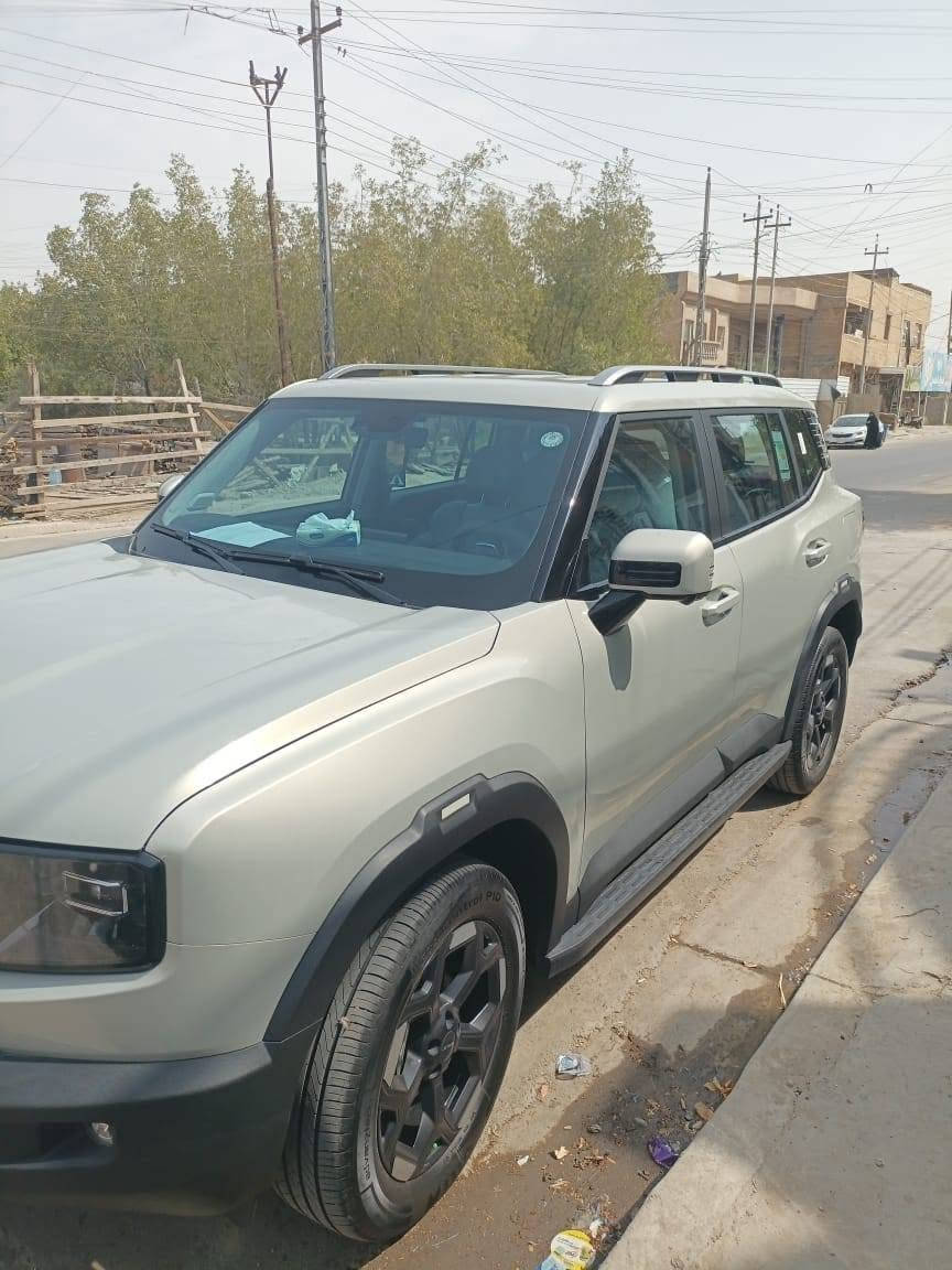 🔥 جيتور T1 | موديل2026 | Comfort 🔥
🚘 السيارة بحالة الوكالة تقريبًا، ماشية فقط 1800الف

📍 رقم أربيل

📝 السيارة باسمي

✨ إضافات وتجهيزات مميزة:

🛡️ PPF مغلف بالكامل — مع ضمان 10 سنوات

🌡️ جام السيارة مغلف بعازل حراري 30%

🛡️ مضاف شباك حماية للراديتر

━━━━━━━━━━━━━━

سيارة تجمع القوة، الفخامة والحضور… واللي يعرف الـT1 يعرف قيمتها 🤍

🚘 Jetour T1 Comfort -2026

✨ لون خارجي أنيق ﴿ذهبي﴾

🖤 داخلية فخمة ومريحة﴿زرقاء﴾

💥 المحرك والأداء:

• محرك 2.0 Turbo – 4 سلندر

• قوة 254 حصان

• عزم 390 نيوتن متر

• گير أوتوماتيك 8 سرعات

• دفع أمامي FWD

• 3 أنظمة قيادة حسب اختيار السائق

• جنوط 19 إنش

• تايرات 235/60 R19

• خزان وقود 70 لتر

• سعة صندوق الأمتعة 574 لتر

🛡️ أنظمة الأمان والمساعدة:

• ABS 🛑 يمنع انغلاق الإطارات عند الفرملة القوية ويساعد على السيطرة.

• EBD ⚙️ يوزّع قوة الفرملة بين الإطارات بشكل متوازن.

• ESC 🛞 يساعد على ثبات السيارة وتقليل الانحراف.

• TCS 🚘 يقلل من انزلاق الإطارات عند التسارع.

• TPMS 🔧 ينبهك عند انخفاض ضغط الإطارات.

• وسائد هوائية 🛡️ لحماية الركاب عند التصادم.

• رادارات خلفية 📡 تساعدك على اكتشاف العوائق أثناء الرجوع والركن.

• كاميرا 540° 📷 تمنحك رؤية محيطية واسعة لتسهيل الركن والمناورة.

• EPB 🔒 فرامل إلكترونية لسهولة الاستخدام.

• Auto Hold ✋ تثبّت السيارة عند التوقف، خصوصًا بالإشارات والزحام.

✨ التجهيزات الداخلية:

• شاشة عدادات رقمية

• شاشة وسطية كبيرة

• تشغيل بدون مفتاح

• دخول بدون مفتاح

• مقاعد كهربائية

• مقود متعدد الوظائف

• تكييف

• USB

• نظام صوت وترفيه

• إضاءة داخلية أنيقة

• تصميم داخلي عصري وعملي

🤍 موديل 2026 | فئة Comfort

🚘 2.0 Turbo | 254 HP | 8AT | FWD

سيارة شكلها يلفت من أول نظرة، وداخلها يعطيك إحساس الفخامة والراحة، مع أنظمة أمان ومساعدة تمنحك ثقة أكبر أثناء القيادة.

🔥 جيتور T1… حضور قوي بكل تفاصيلها.

💰 السعر: [35,000,000 مليون]

📍 الموقع: [بغداد،، منطقة الحسينيه خلف مطعم الامير]

📞 للتواصل: [***********]

للمهتمين والجادين فقط — المعاينة خير دليل ❤️
