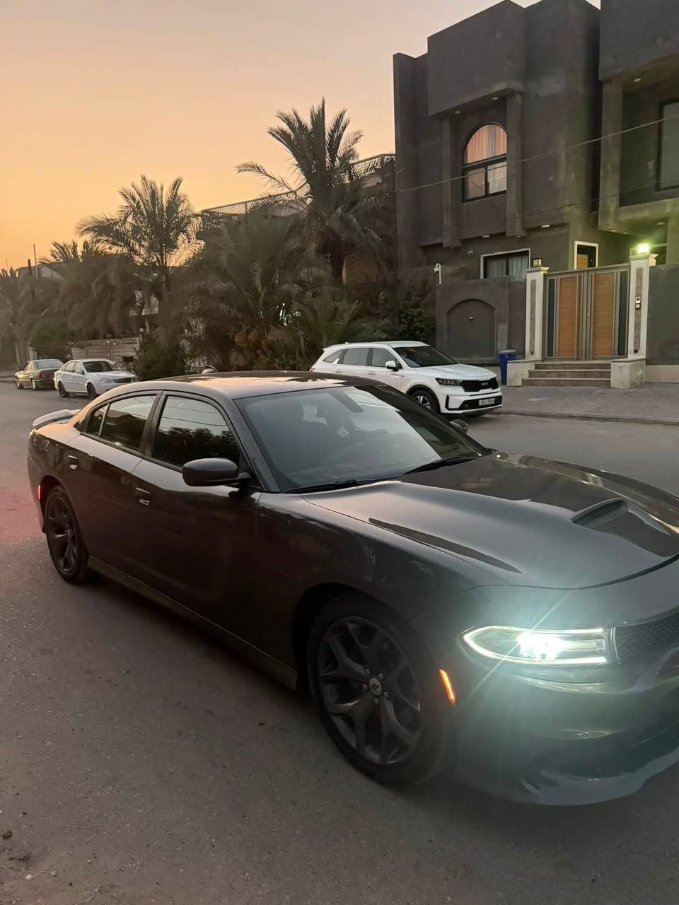 جارجر 2019 امريكي ماشيه ب90 جاهزه مواصفات gt السعر 185 بي مجال شراي يتصل ***********

