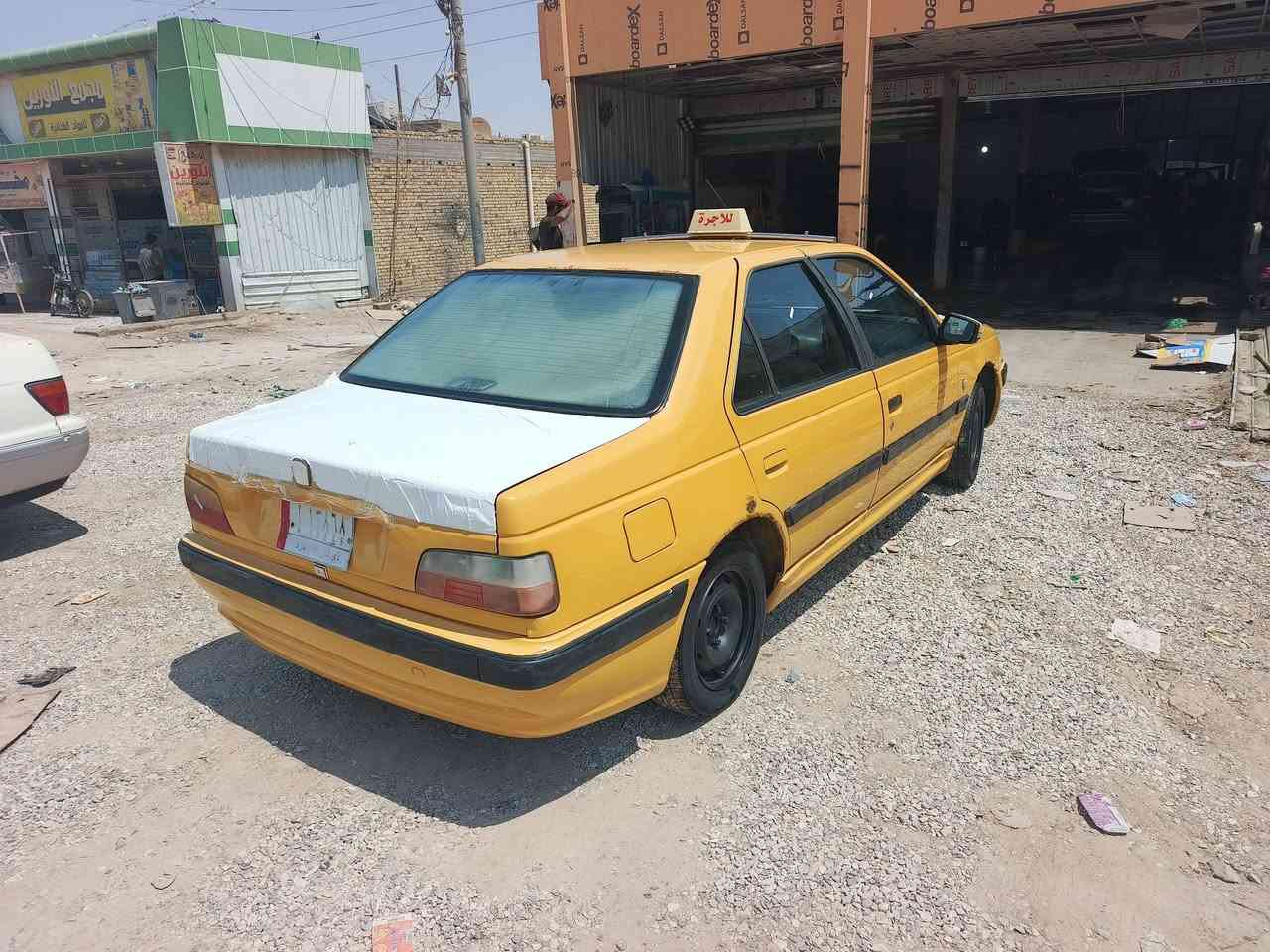 سلام عليكم بيجو بارص موديل 15سياره جاهزه كير محرك حداديه رقم ذي قار سنويه صاقطه عليه غرامات 300 يطيحن من سعر العنوان ذي قار مركز السعر 27 وبيه مجال *********** راعيه يمي مكفوله من ظربه ومن تبديل
