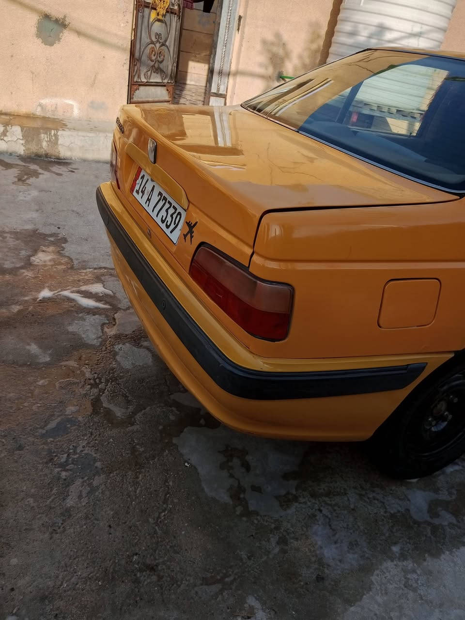 سلام عليكم بيجو بارص موديل 2018 سنويه جديده رقم انكليزي مصفره هيئه وغرامات سياره نضيفه ما ناقصها شي مكينه كير حداديه تبريد تايرات جدد شرط التحويل سعرها 44 وبيها مجال بسيط ***********
