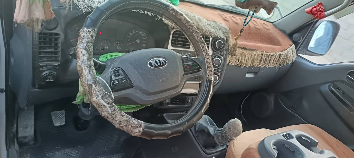 سلام عليكم كيا موديل ٢٠١٨ مسكر مكفوله مكانها الحيدريه خان النص سعرها ١٣٠ورقه وبيها مجال قليل تواصل رقم ***********
