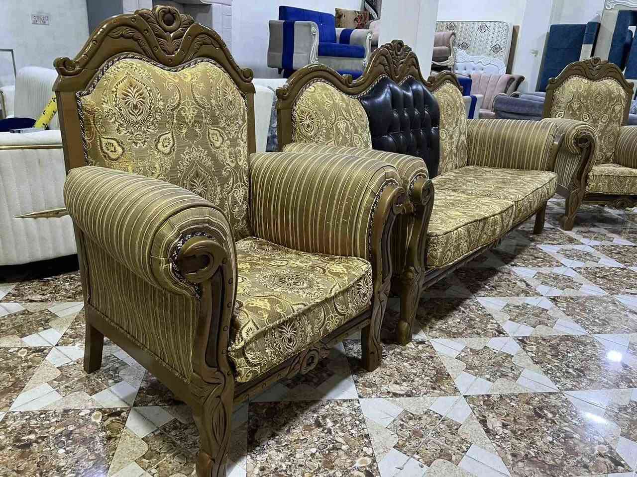 بؤ فروشتن
زور باكة بيعةيبة تابليي جوانونايابة
توركيية داركويزة
***********
