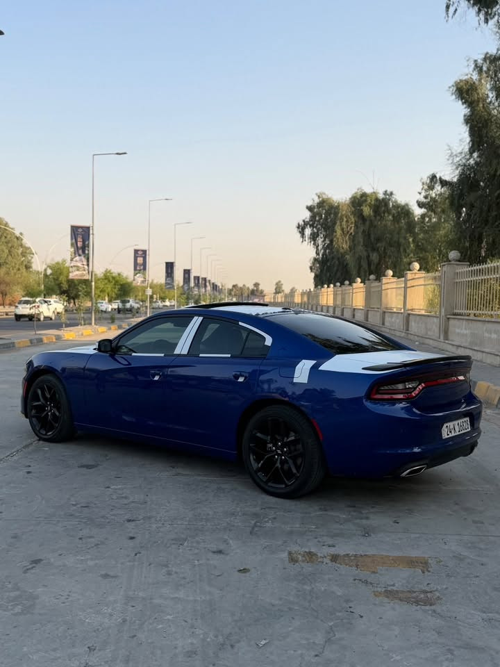DODGE GHARGER - SXT PLUS - 2022
الموديل:2022

اللون: نيلي💙

الممشى: 92 ألف ميل

السنوية: دهوك - رقم جديد

مكان السيارة: الموصل📍

الحادث: بيها بخصة صغيرة بالباب الخلف السايق 

✨المواصفات:

🔵 سلايت

🔵 كشنات كهرباء أمامية اثنين

🔵 كشنات تدفئة وتبريد + خزن ميموري

🔵 كشن حضن

🔵 جلد بلاد أصلي

🔵 هيتر كشنات خلفية

🔵 ستيرن هيتر

🔵 حساسات خلفية

🔵 تشغيل عن بُعد
Apple Carplay + شاشة 🔵

📞***********-***********
