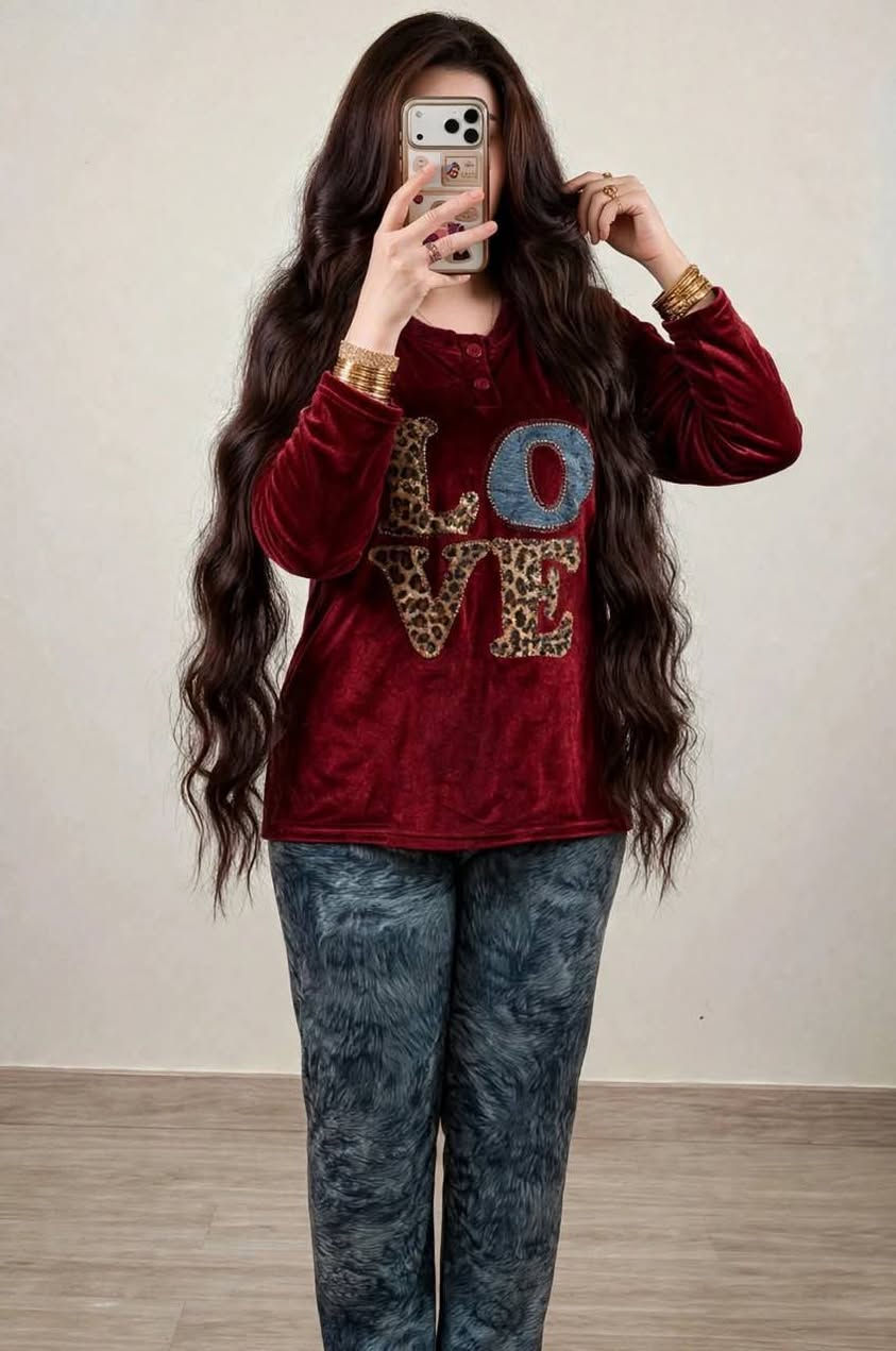 تراك بجامة مخمل  درجة أولى
⚜️سعر الدرزن 111 الف⚜️
قياس L XL 2XL 3XL
اقل طلب درزن

قناة تليكرام 👇👇👇👇👇 
https://t.me/gsxhgdscbjgc
