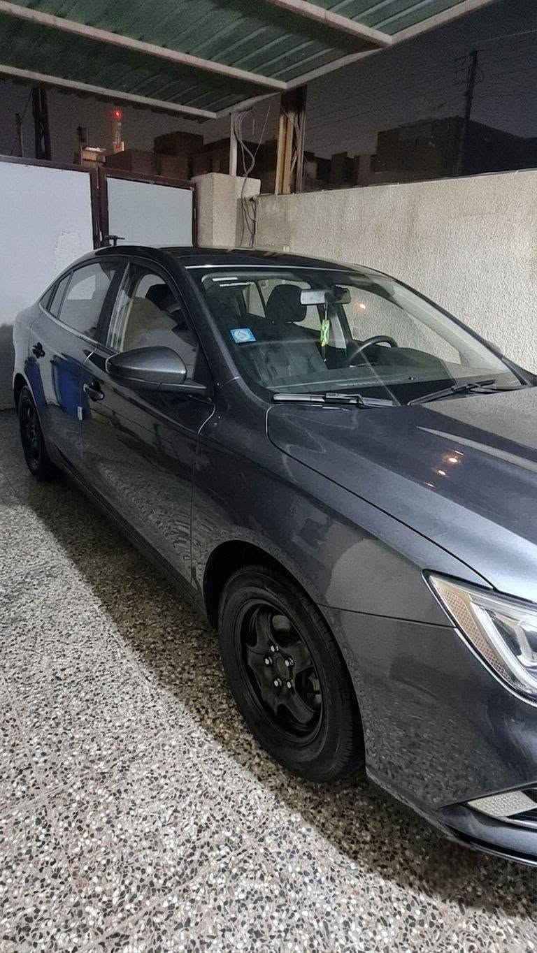 سياره ام جي موديل ٢٠٢٢ رقم بغداد ماشيه ٦٥ الف السعر المطلوب ٨٥ ورقه السياره موجوده بغدلد الكرخ رقم تلفون *********** موجود واتساب

