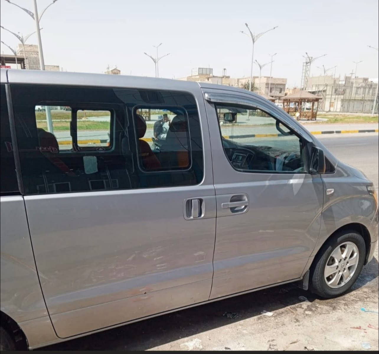 ستاركس للبيع موديل 19 مرمز 23 سياره نظيفة جاهزه مابيها نقص خطها رميله شماليه شركة اهليه تكعد الجمعة والعطل الرسمية سعرها 310 ومجالها قليل جدا للاستفسار الاتصال ع الرقم ***********
