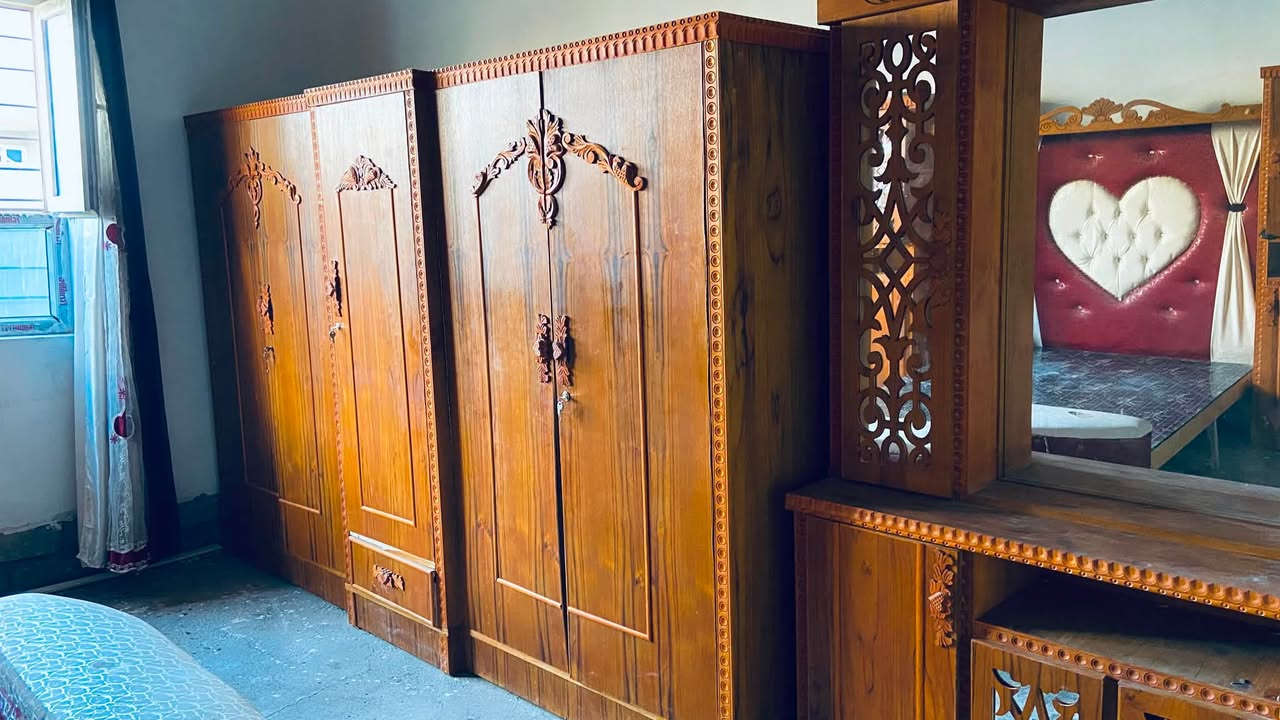 السلام عليكم
#مكلف_بالنشر

غرفة خشاب للبيع العنوان القيارة/للإستفسار 

***********
