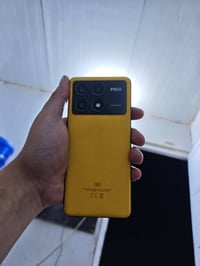 بوكو اكس 6 برو • نظيف • ملحقات كاملة