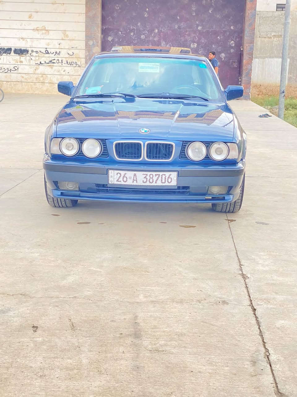 بي ام 525 • ١٩٩٢ • تحويل مباشر