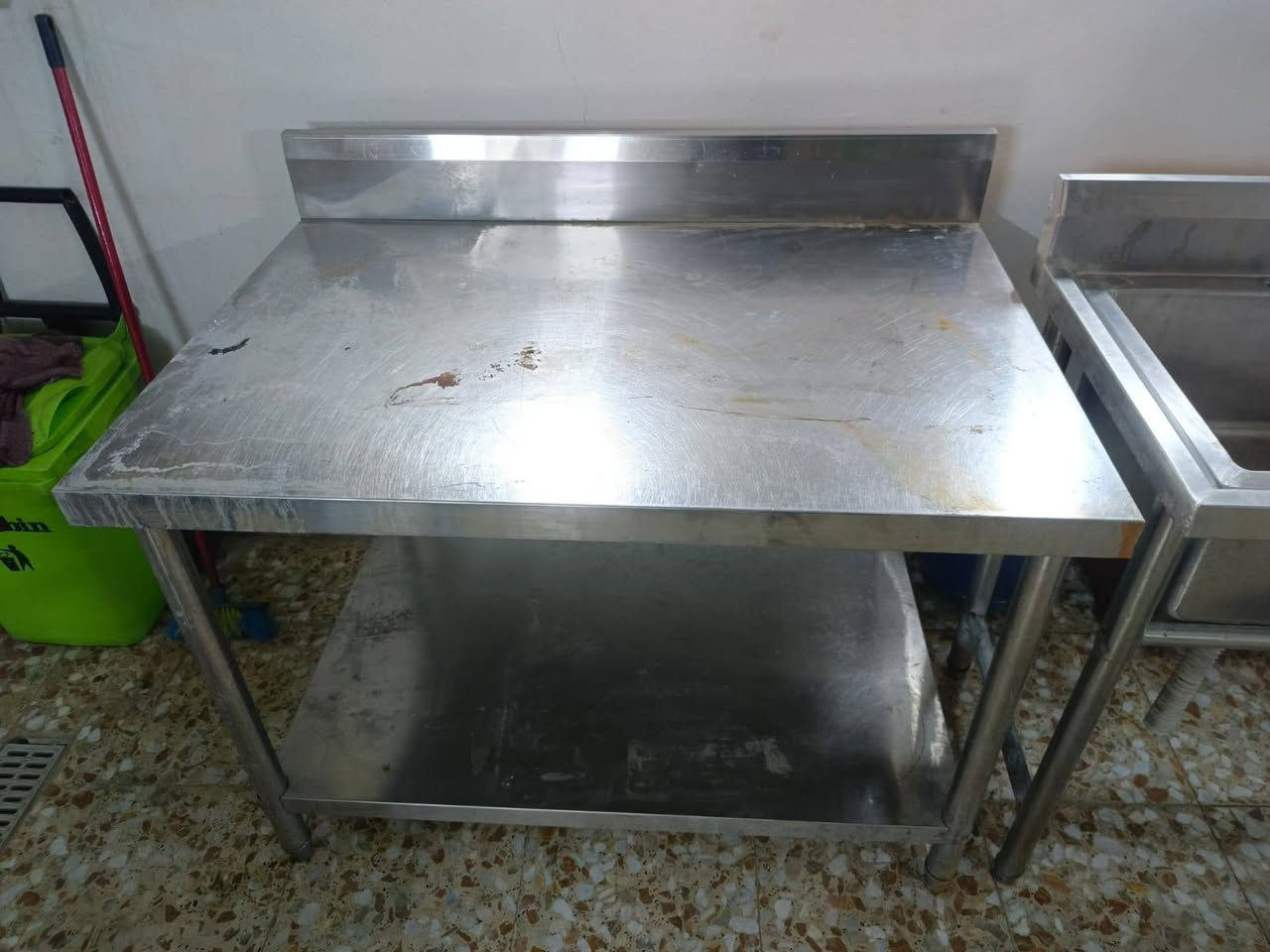 بغداد • أثاث مستعمل • حي أور سبع قصور