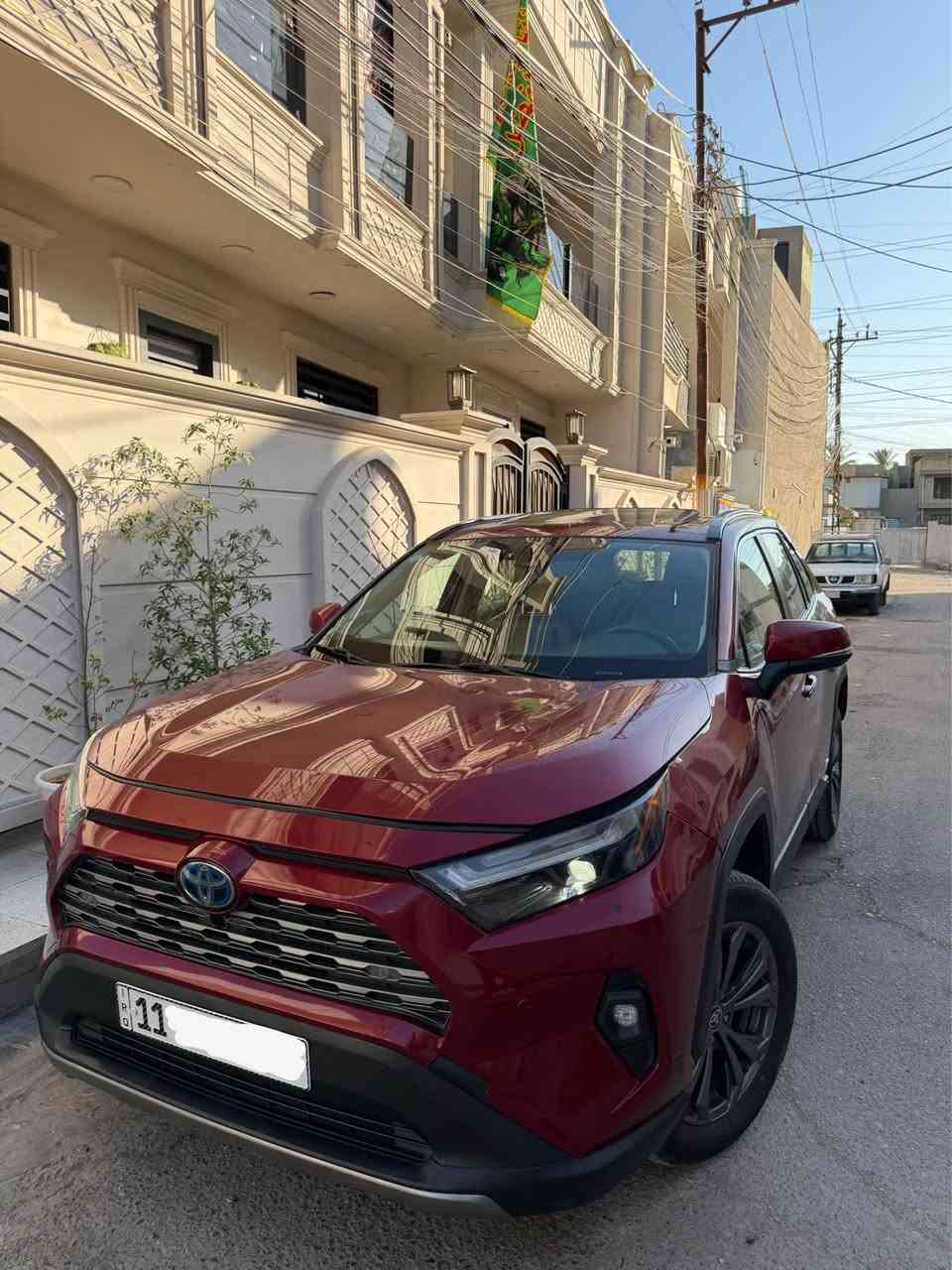 للبيع راف فور 2022 لمتد 
هايبرد
فول مواصفات 1/1 كفالة عامة فقط بارد بالجاملغ جدا بسيط 

اعلى فئة فتحة سلايد وشاشة كبيرة كشنات جلد وكهرباء وتبريد وتدفئة 
رقم بغداد بأسمي تحويل مباشر
ماشيه ٤١ ميل فقط
سيارة جاهزة على وضع الشركة بدون اي نقص 
السعر 230 وبيهه مجال
العنوان زيونة 
الاتصال على الرقم يوجد واتساب 
*********** بغداد, العراق

