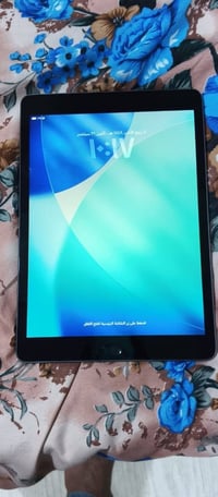 ايباد 9 • ذاكرة ٦٤ • بطارية ٨٥