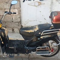 دراجة شحن • بطاريات • نضيفه