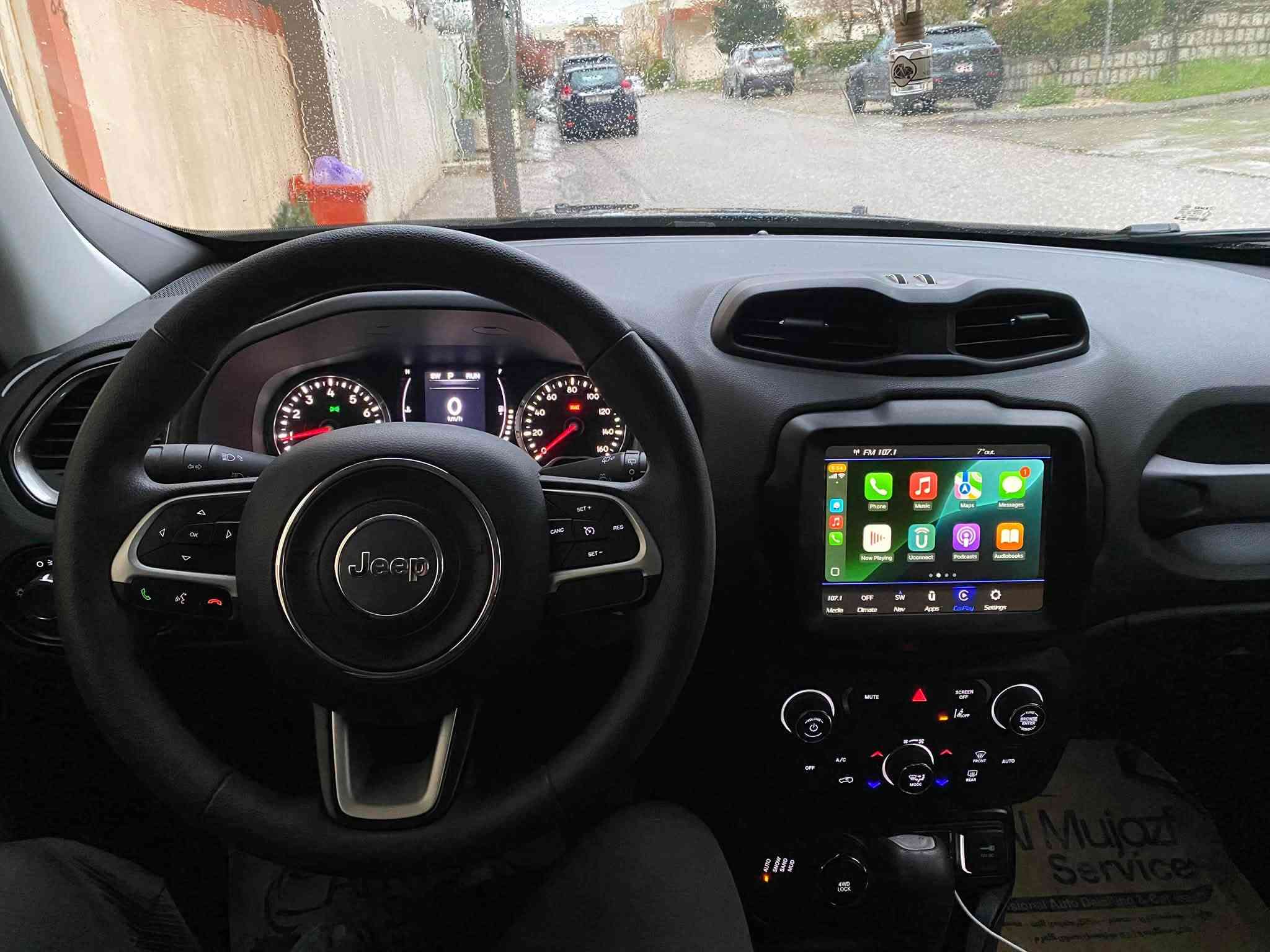 Jeep Renegade 2023
جێب رينگارد 

مۆدێل (٢٠٢٣) 

چوار پستۆن

نرخ: ( ١٢٥ )وەرەقە — کەمێک مەجال 

• تەنها دەرگای دواوەی لای سەکن بۆياخە  .

• شاسی و ئێرباگ: پێش و پاشی کەپسە، بە شەرت ئێرباگی نەتەقیوە.

• دوو پەلە قوپاوی بچووکی بە دەرگای دواوەیەتی (لە سەر شەحن).

• سیستەمی دەبڵ ئەکسل: Double Axle، سێ مۆدی لێخوڕینی هەیە بۆ (بەفر،قور و شاخ).

.برێک بەسمەيە .

. تراکشن کۆنترۆل .

.ئۆتۆ هۆڵد ( auto hold ) .

• سیستەمی سەلامەتی: خەتی جادە (Lane Assist) - خۆی پێچ دەکاتەوە.

• تەبرید: دوو زۆن (Dual Zone) - لای سایەق و سەکن بەجیا گەرم و سارد دەبێت.

• تەکنەلۆژیا: شاشە گەورە، بيلاد (Apple CarPlay) ، تەحدید سورعە (ئۆتۆکروز)، کۆنتڕۆڵی سوکان.

• بەسمەيە .(بەس شەغال نيە) 

مەرج و ئەوراق:

• سەنەوی تا ٢٠٣١ تازەیە و بە ناوی خۆمەوەیە (بە شەرتی تەحویلکردن).

• ٤ تایەی تازەی بۆ کراوە.

• ڕۆنی شەریکەی بۆ گۆڕدراوە و سێرڤسی ساڵی تەواو کراوە، هیچ مەسرەفێکی نییە.

• ڕەقەمی شاسی داندراوە.(ZACNJDB13PPP35489)

ژمارەی پەیوەندی: (***********).(***********)
