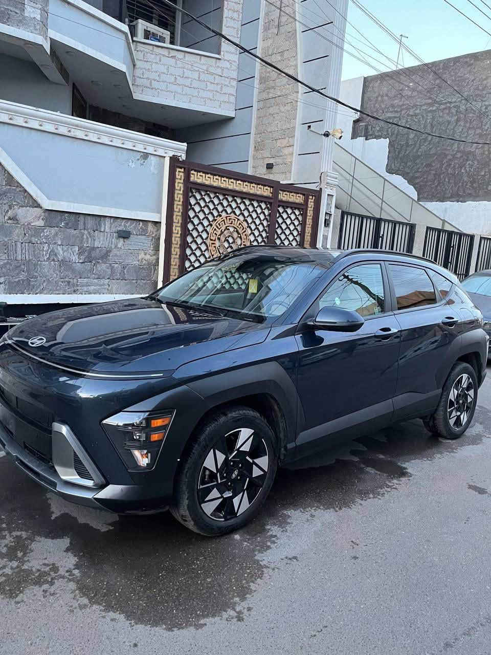 Kona 2025
اللون نيلي بدون رقم دخول جديد داخل ابيض فور ويل دفع رباعي 

محرك 2000 دوش مواصفات HTRAC رادارات حساسات كرسي كهرباء قطعتين تبريد

 السيارة حادثها بلتاير فقط بدون صبغ بدون تبديل يعني كلين 

السعر ١٦١ مجال بسيط جداً 

***********

