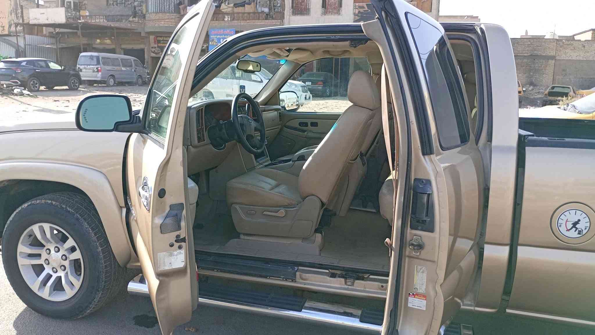 سلام عليكم سلفرادو موديل 2005 بدي قصير رقم القادسيه ميت راعيهه ابيع واقع حال اكفلهه سرقه وعشاير رقم مميز ارقام وسنويه اصليات ماعليهه حجز سيارة جديدة مابيهه اي نقص تبريد كير مكينه صدر امامي وخلفي كهربائيات كلهن مكفولات ويل وتخم تاير حجم 18 سياره كارتون اربعه راكب سعرهه 65 مكاني بغداد رقم الهاتف ***********
