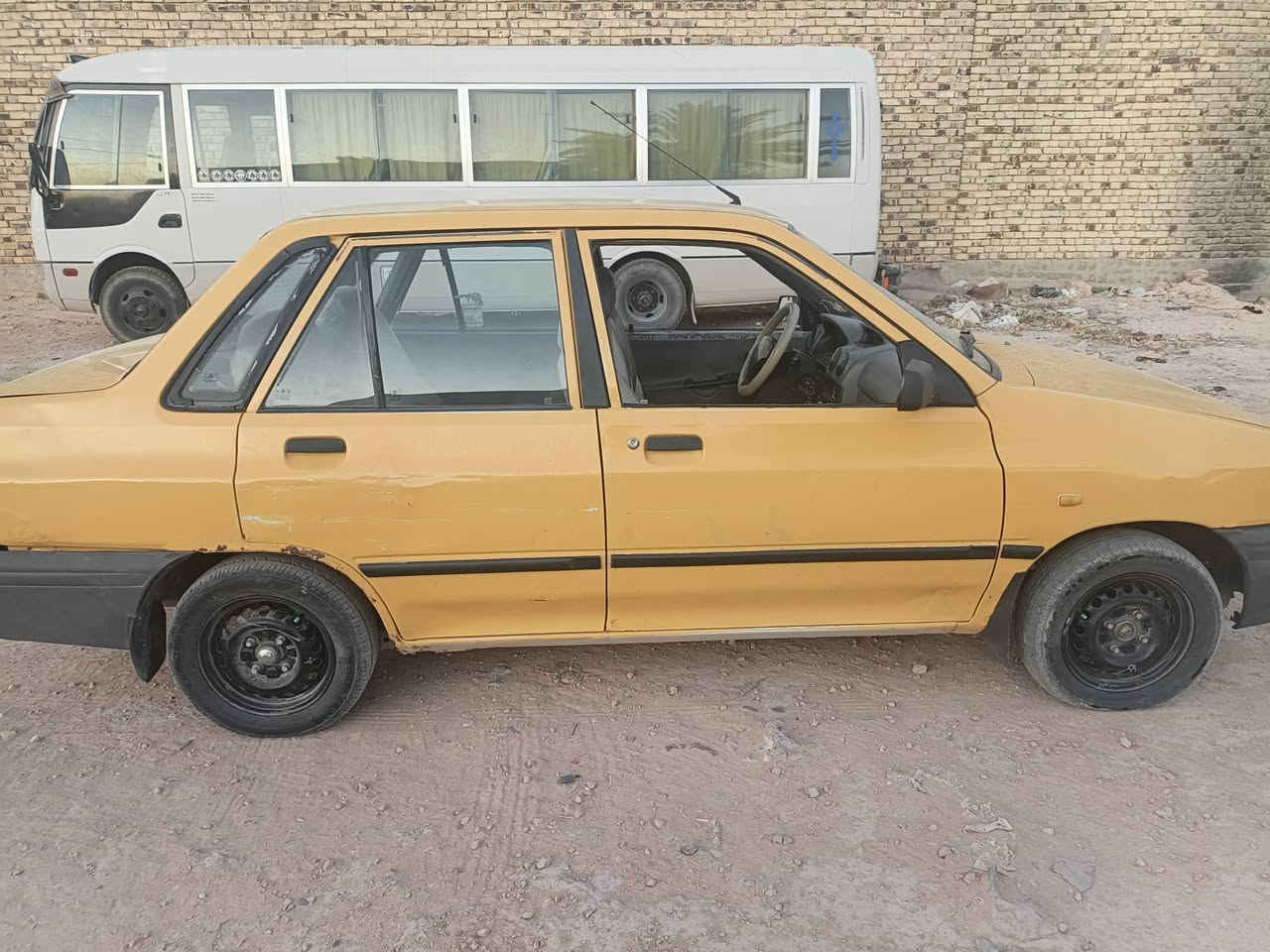 سايبا للبيع موديل 12 مكينه وكير جديد شواصي بلادي السياره كوله حتى الكهربايات عل بلاد رقم نجف سنويه 2027 مصفره هيه وغرامه السياره لاصبغ ولاتبديل السعر 23 بيه مجال كلش بصيط العنوان النجف الاتصال عل رقم ***********
