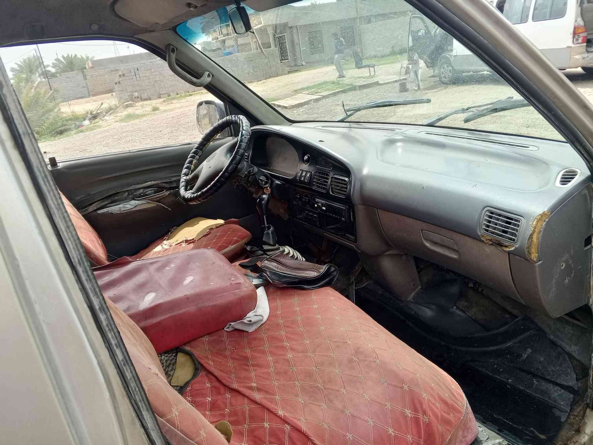 سلام عليكم كيا بريجو للبيع موديل 97رقم ألماني سنويه لل28مكينه بيه بخار كير واكسن خير من الله شواصي 3نضيفات بس اليمنه معمر كشر سياره موضح بل صوره وداخل كدامك سعرها 38وبيه مجال للشراي اتصال وبيك خير وتدلل ***********
