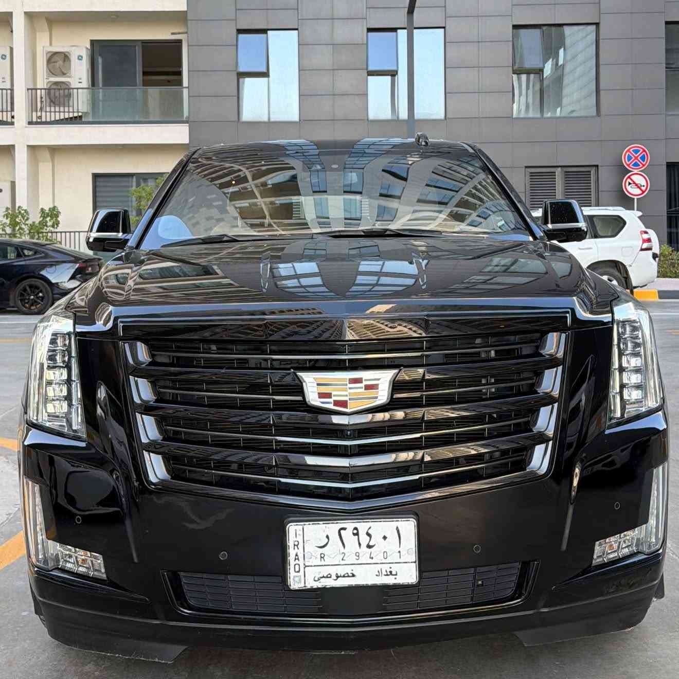 كدلاك اسكاليد2020 وكالة المنصور
بلاك ادشن اعلى مواصفات 
ماشيه 100الف كيلو   

فول فول مواصفاتت

حساسات 360
داخل عسلي
عداد الكتروني
شاشه سقف
قاصه
كشنات كهرباء مساج
تدفئه تبريد كشنات
7راكب
 رادار امامي تعديل مسار اوتو بارك
 كار بلي أوتو 
محرك مبدل
سيارة مابيـها دينار مصرف كامله من كل نواحي
مكفوله من الصبغ بيهه 3 رصعات كلش صغار مسويهه pdr
***********
مكان السياره الدوره
