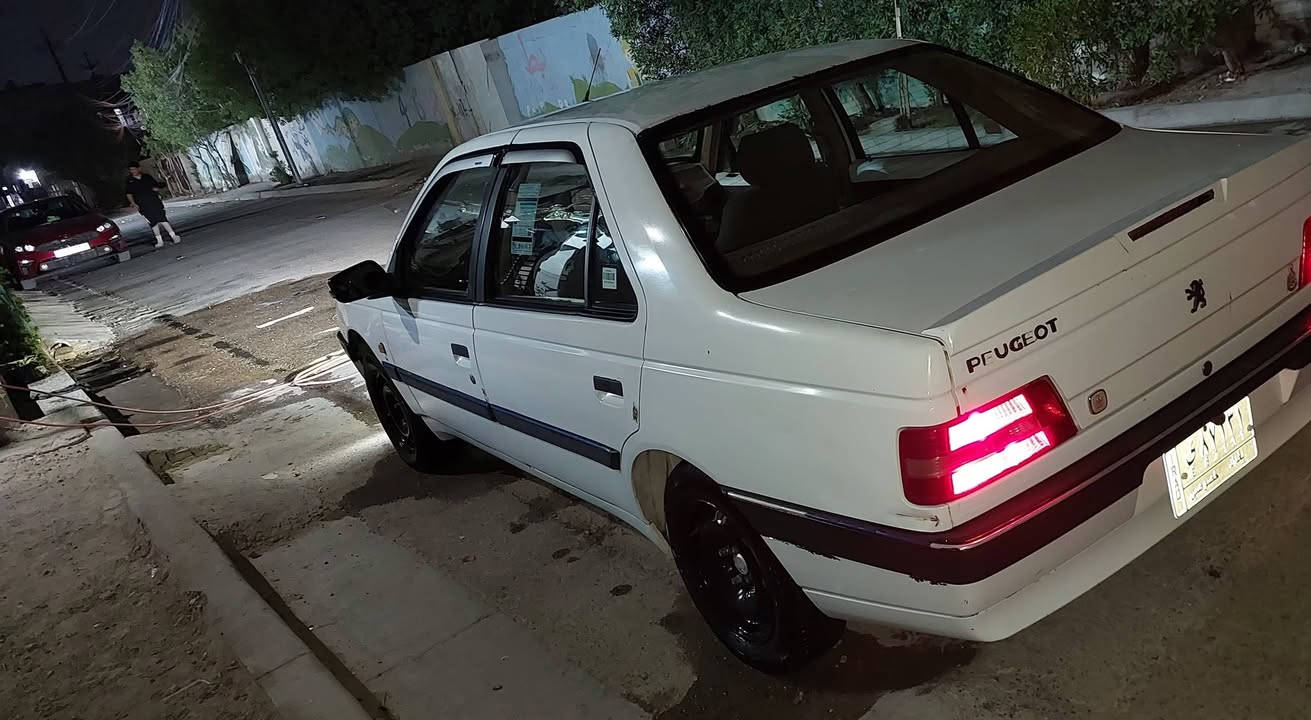 بيجو لميس موديل ١٢ لاصبغ ولا ضربه بأسمي مكاني بغداد رقم ***********
