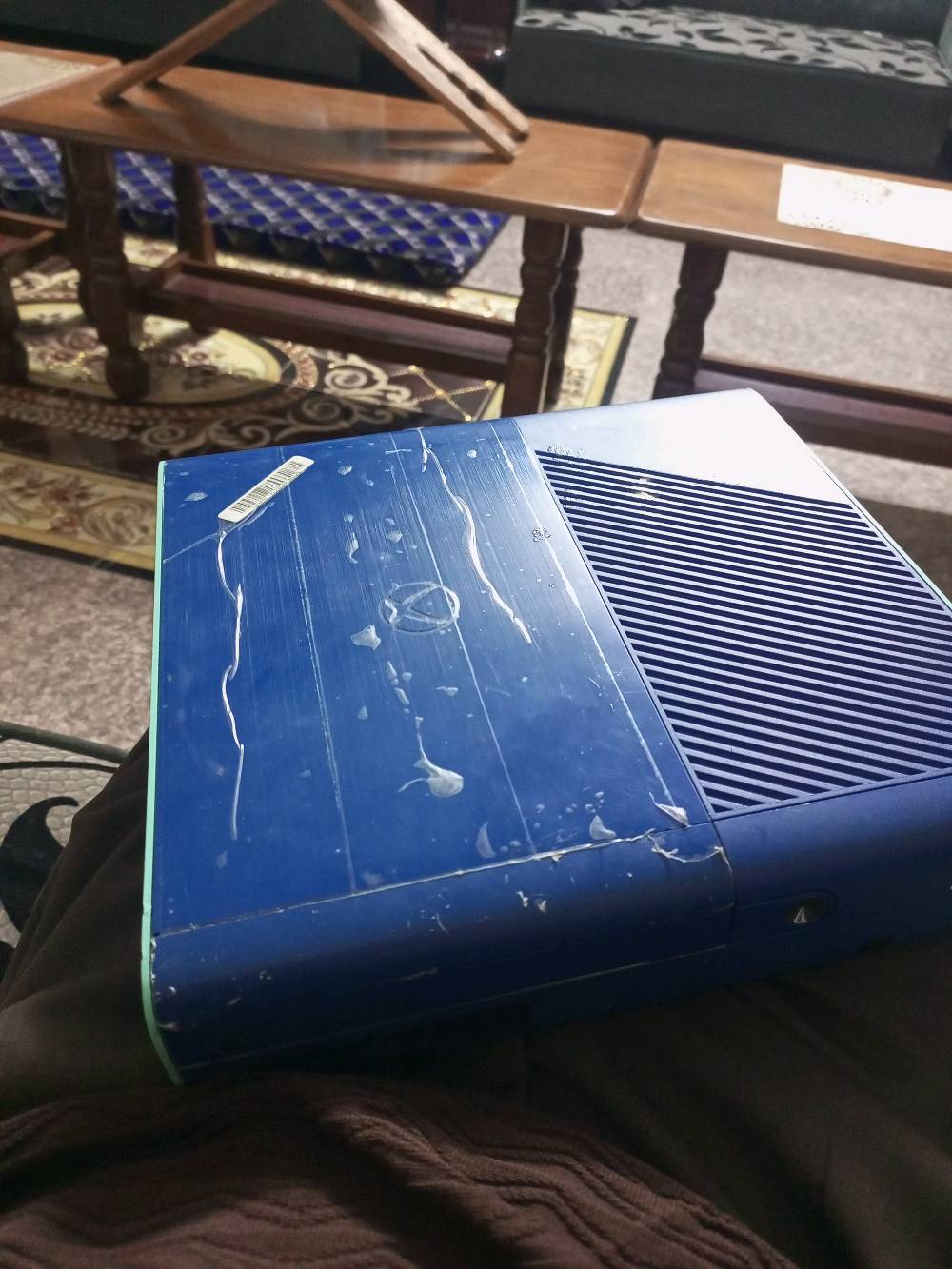 جهاز اكس بؤكس  سؤبر سلم  360  باندل اخو جديد نظام فري ستايل واجه عربيه منزل بي 250  لعبه  من اقؤى الالعاب الاكس بؤكس جيتي كراند فورزه بيس 23  وريد ديد وكل الالعاب قتاليه مع ثنين جوستكات وير ليس. وغراضه كامله. للاستفسار اتصل ع واتساب ***********... السعر  وبي مجال 135 المكان بغداد الشعب