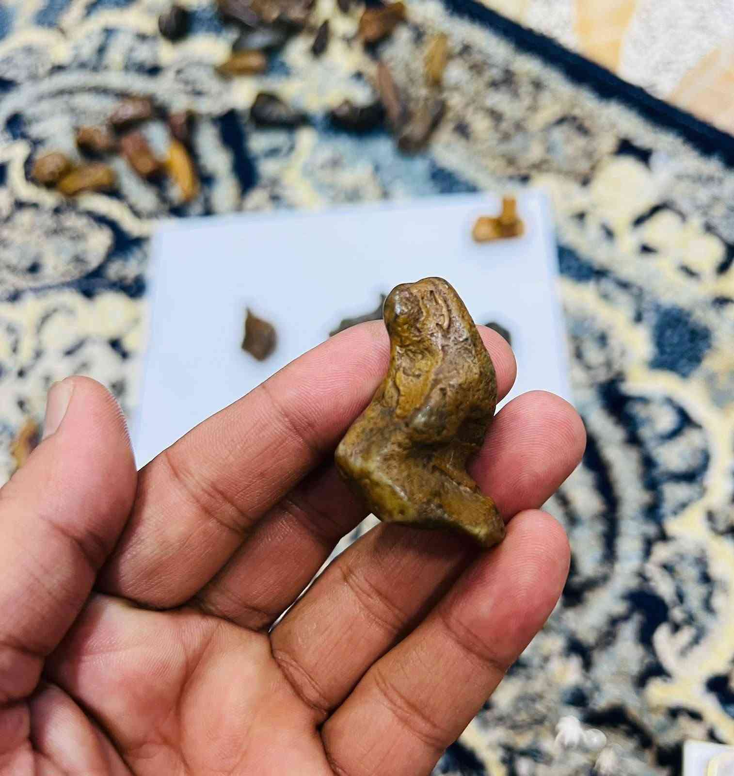 انواع من الاحجار عطف سلطاني داودي ملاكط عراقي ‏ واتساب 
‪***********‬‏

