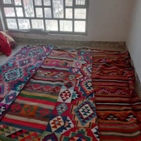 ا لسلام عليكم للبيع ٨ قطع سجاد صوف حياكه يدوي سعر القطعه المفرد ٢٥ وال...