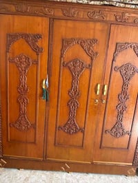 للبيع • سعر مناسب • خزائن
