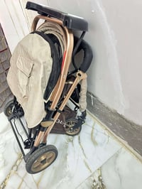 عربانة • للبيع • مستعجل