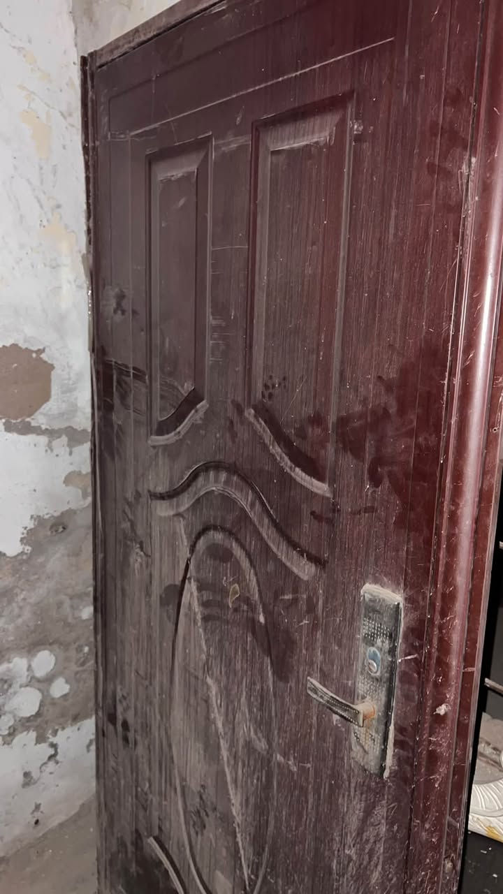 بيبان للبيع  جدد بعدهن كيلونات شغالات السعر ١٥٠ *********** عنوان الشعب
