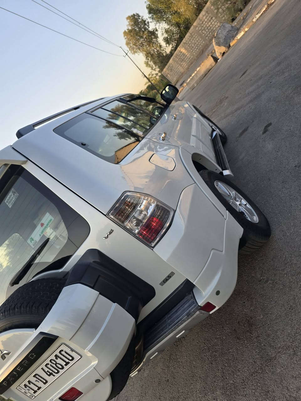 باجيرو حبتور فول مواصفات.خليجيه..موديل 2007.شكل العشره...الون ابيض ،صدفي ...مكينه 3000..
7..راكب ..كشنات جلد داخل لونين صاج واسود كشنات كهربائي 
مري شفط .تبريد 3قطع اشايربلمري .حساسات خلفيه .بعد بيه هواي مواصفات ..بيه 3قطع صبغ بدون دواخل والسونار موجود .
رقم بغداد الجديد هزه جديده بسمي ...
السعر(112$)والشراي يدلل...العنوان بغداد الكرخ شهداء السيديه قرب تقاطع درويش ..ولتفاصيل اكثر الاتصال على الرقم 
***********...علي تحياتي للجميع
