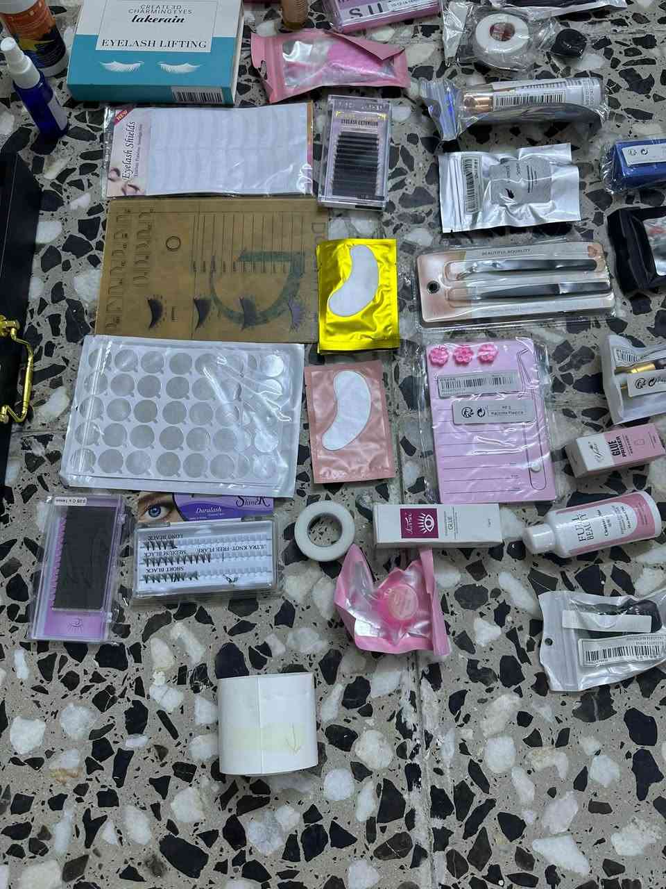 تصفية صالون • رموش • شنطة اصلية