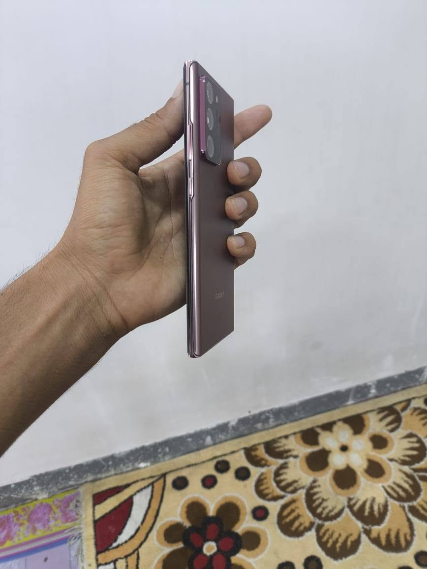 جهاز للبيع نوت 20الترا ذاكره 256 الجهاز كلش نضيف فقط بي نقطه سوده بالشاشه بصف الكاميرا الاماميه كلش خفيفه ومتمشي السعر 275للاستفسار ***********
