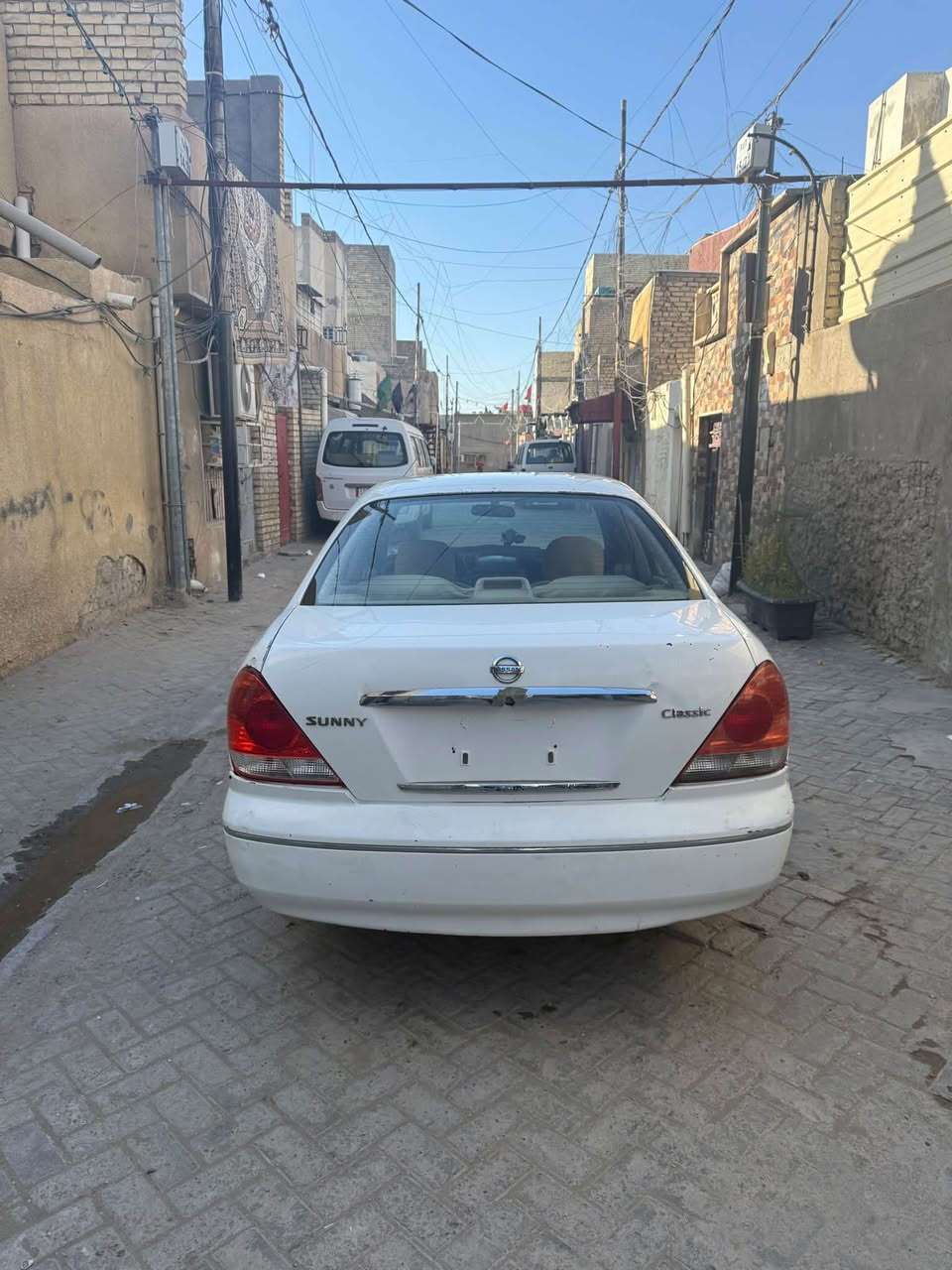 نيسان صني • ٢٠٠٩ • مزاد الداخلية