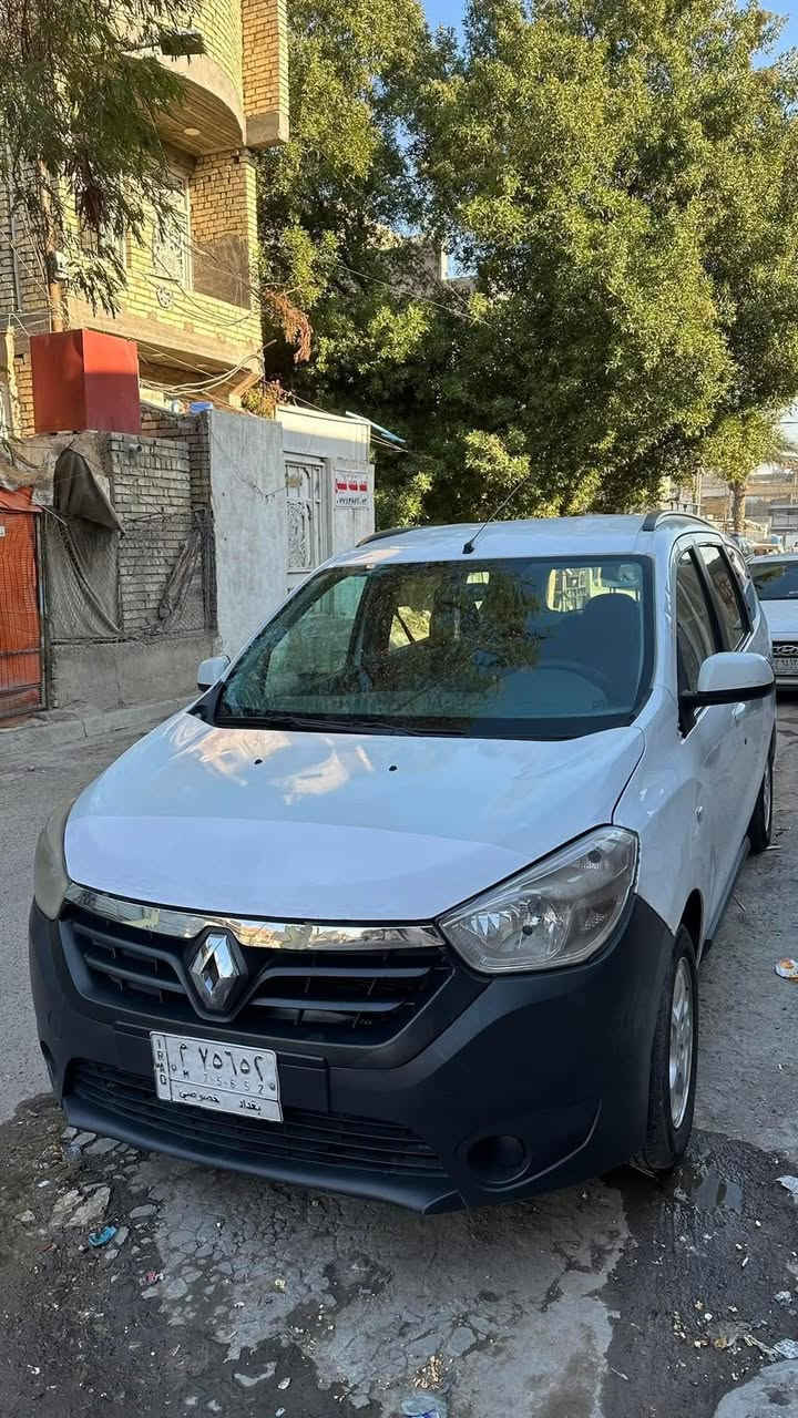 🚗 للبيع رينو لودجي 7 راكب – موديل 2014

رقم بغداد

🔹 تبريد منظومة جديدة
🔹 بطارية جديدة
🔹 حدادية كاملة
🔹 تايرات جديدة
🔹 السيارة ما ناقصها شي وجاهزة للاستخدام

ملاحظة: السيارة بيها معاملة تحويل عن طريق قسام شرعي، لأن صاحب السيارة متوفى، والعائلة مسوية قسام شرعي، وجميع الورثة بالغين وماكو قاصرين، والسيارة قابلة للتحويل أصولياً.

💰 السعر: 60 ورقة
والسعر بي مجال للشراي لأن البيع مستعجل.

📞 للاستفسار والتواصل: ***********
