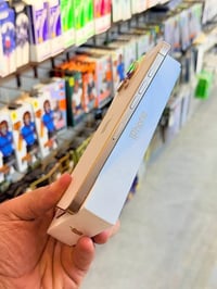 آيفون ١٦ برو ماكس • ٢٥٦ • بطاريه ٩٨