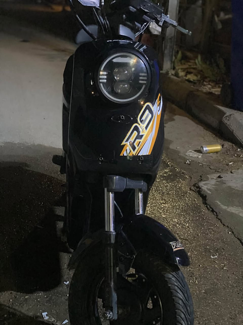 R9 • ٦ بطاريات • ٩٠