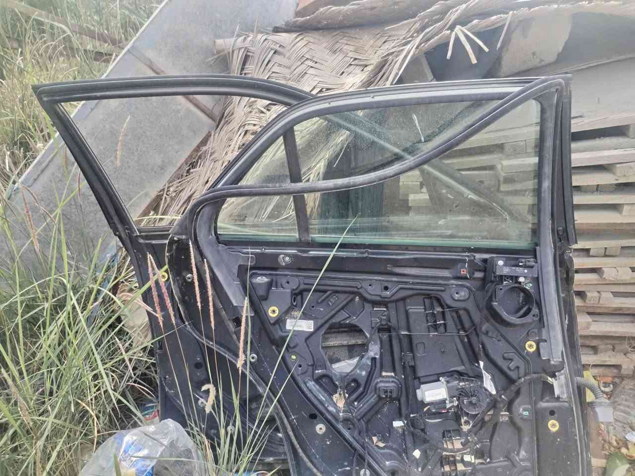 بيبان اوبامه بس غراض بيهن نيكل جام ماطور جام ربل كل نضيف  سوك الشيوخ  ***********
