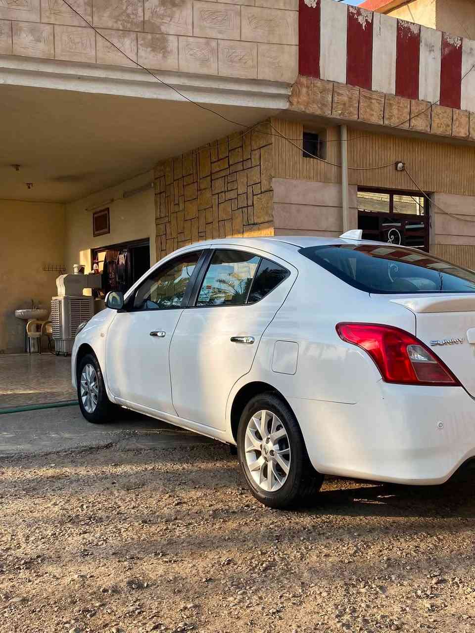 سلام عليكم

سني هندي موديل2024

رقم أربيل بسمي تحول مباشر

فول السياره 4جام كهرباء

قطعتين تبريد ويل السياره

السياره جاهزه ع آخر حبابه 

مكان السيارة دوره هوروجب 

السعر 120 وبيه مجال

***********

