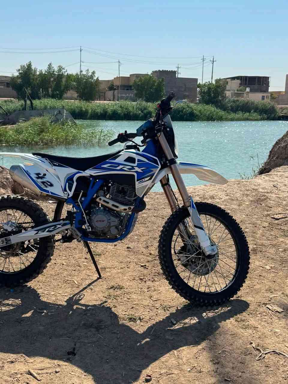 قفاز / CRX
موديل/2026
حجم المكينه/ 300cc
دراجة حلوه ونضيفه مكفوله كفاله عامة 
الدراجة اوراق سحب 
طالب بيها 1450
عنوان📍/ بصرة قضاء شط العرب
التواصل/ ☎️***********
